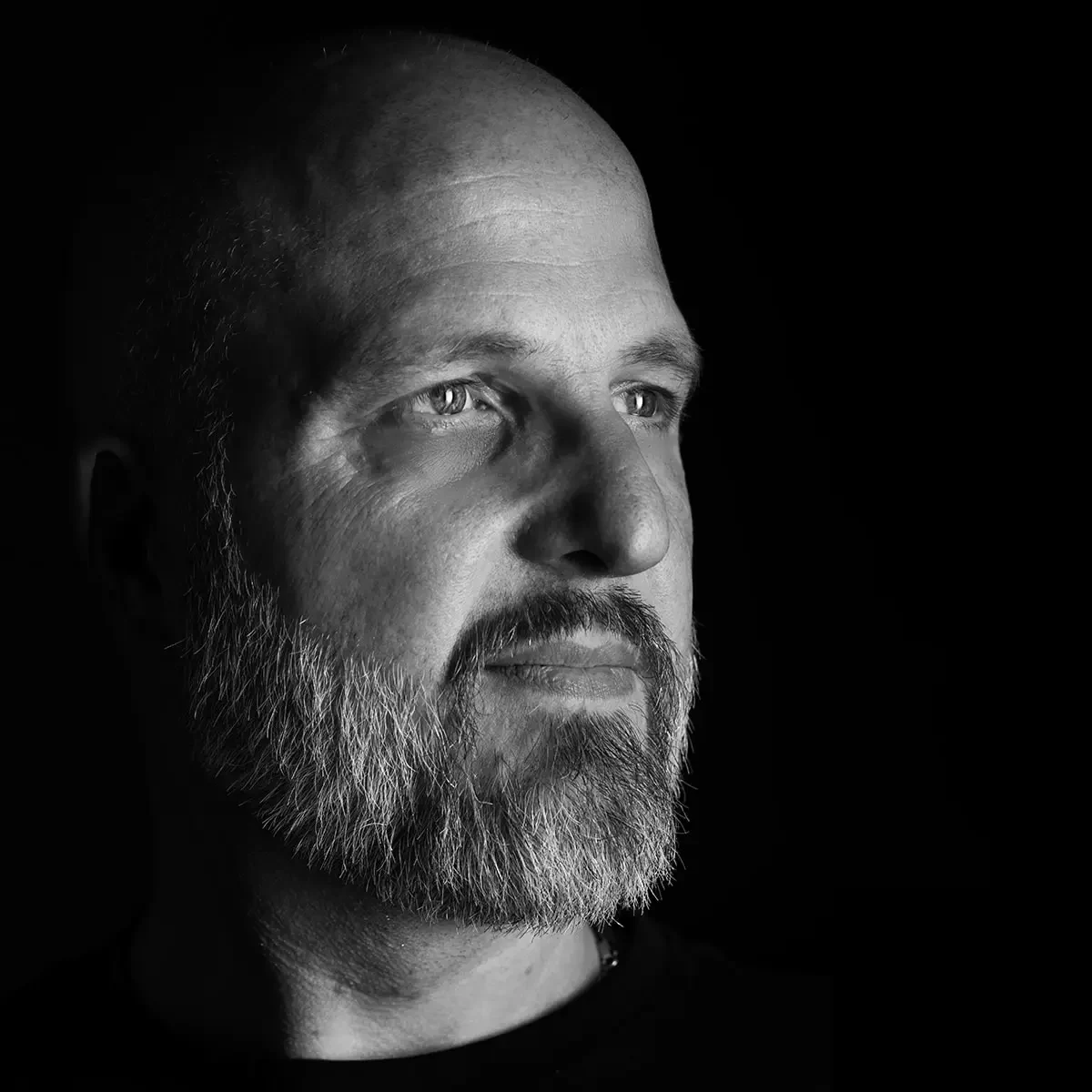 Porträt von Tobias Scholz, Gründer von Helio Studio